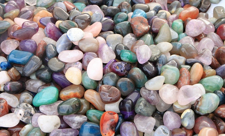 北京半寶石進口報關公司